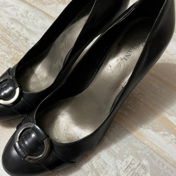 ❣️Alfani womens 8.5 black heels with buckle on front 3 inch heel - Picture 1 of 6